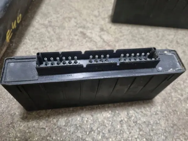 BMW Mukavuusmoduuli OEM 61351379372 5-sarjaan image 2