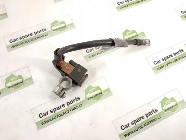 Mercedes akkupääte OEM A2045421418 - Käytetty image 4