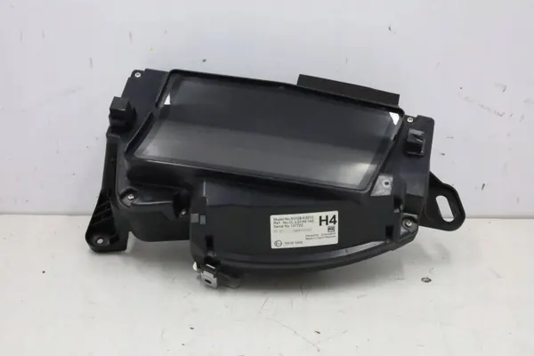 Display head-up Toyota Yaris IV OEM 83108K0010 image 2