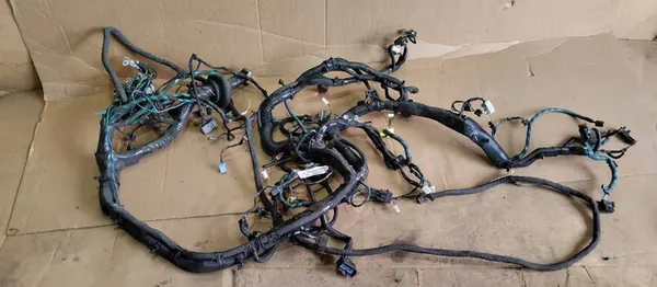 Câblage Compartiment Moteur Jeep Wrangler JK 2.8 CRD image 1