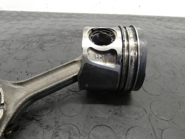 Mäntä OEM 55271394 Fiat 500X Jeep Compassille image 3