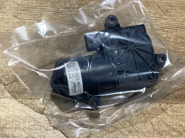 Throttle Control Module Jaguar SVR 5.0 image 3