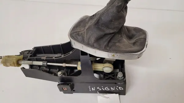 Versnellingspook Opel Insignia A 55560991 image 3