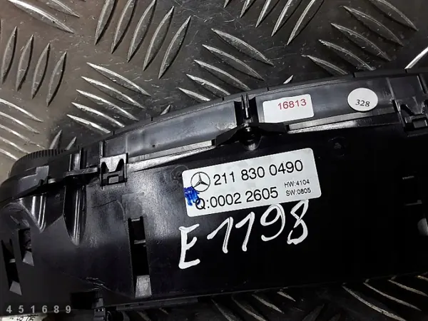 Mercedes klimatkontrollmodul OEM 2118300490 image 6