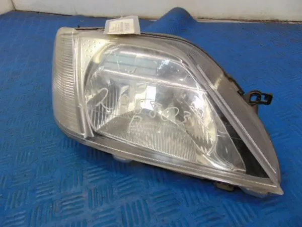 Dacia Logan Oikea Ajovalo Käytetty OEM image 2