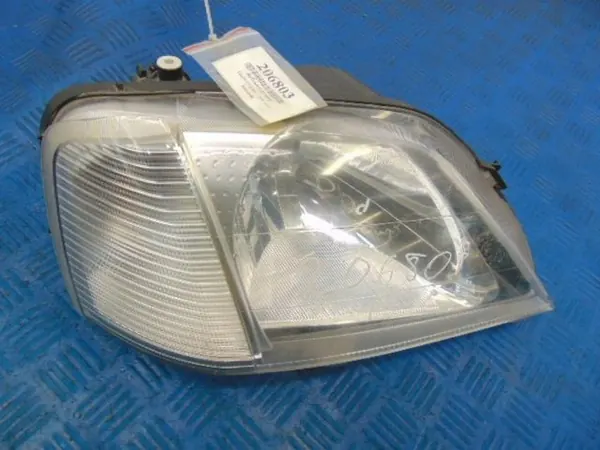 Dacia Logan Oikea Ajovalo Käytetty OEM image 3