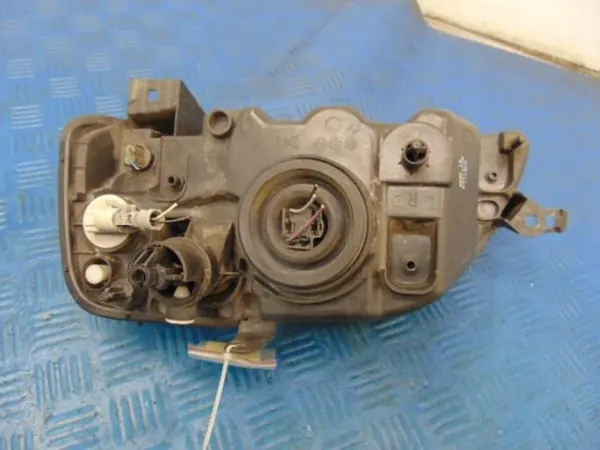 Dacia Logan Oikea Ajovalo Käytetty OEM image 6