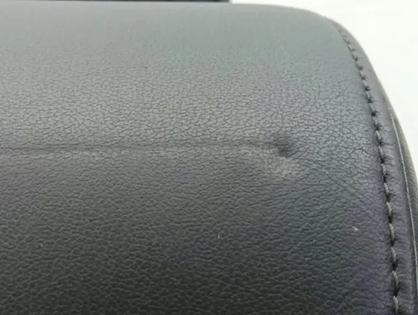 Encosto de cabeça traseiro esquerdo Audi Q7 4L 2006 OEM AMD109486 image 7