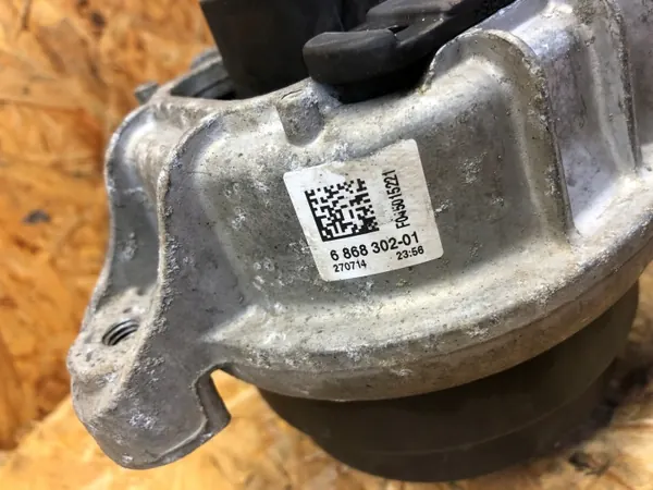 BMW Motorsteun 6868302 voor F10 F11 LCI Lift image 3