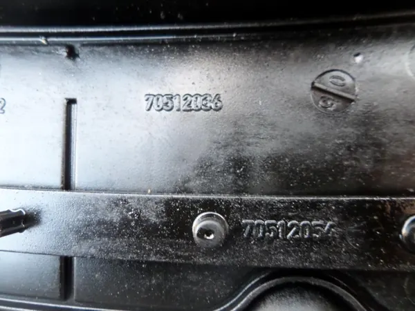 Toyota Kleppendeksel OEM 11201-0R042 gebruikt image 9