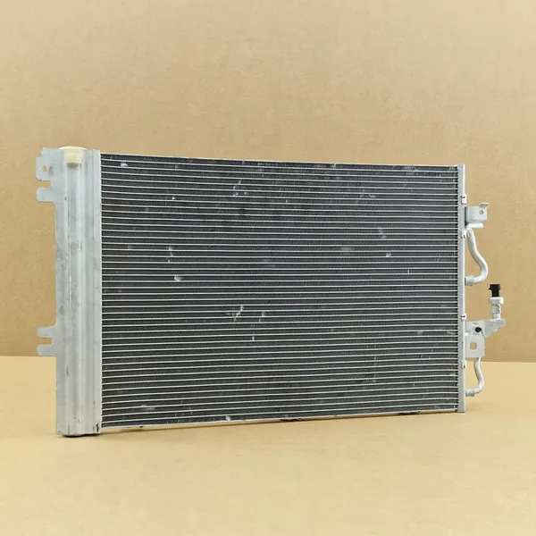 AC-kondensaattori Opel Astra H Zafira B image 2