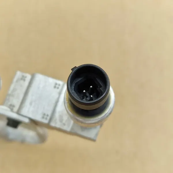 AC-kondensaattori Opel Astra H Zafira B image 3