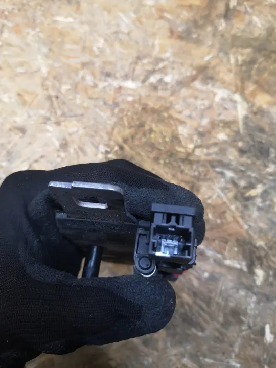 Audi Q5 80A Heckklappenverriegelung OEM 80A827507 image 5