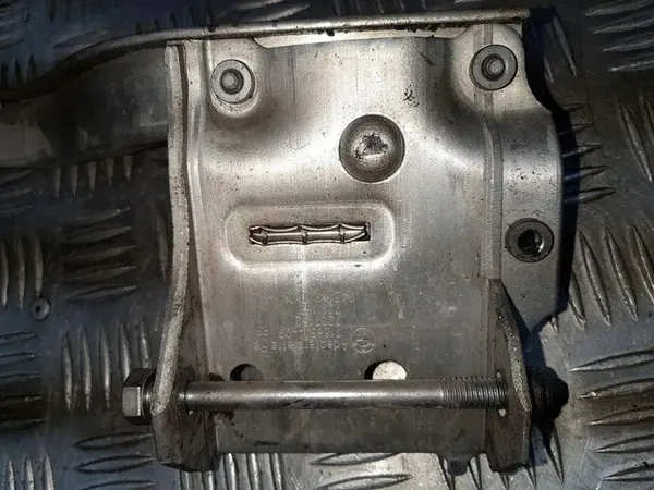 Support de Radiateur Droit Avant BMW F10 F11 7186514 image 3