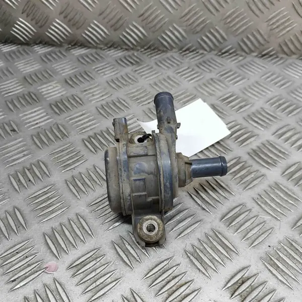 Vattenpump Toyota Land Cruiser 2.8L OEM 161B0-47010 image 2