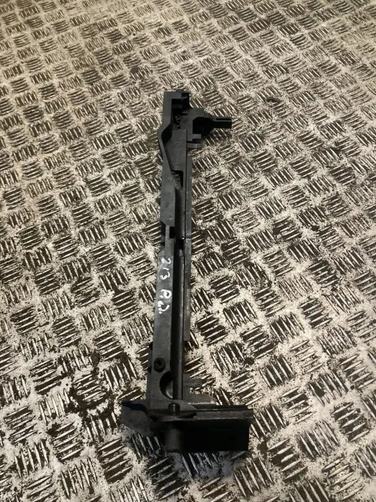 Mercedes Radiator Montageframe OEM A0995041800 image 2