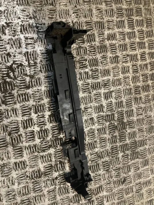 Mercedes Radiator Montageframe OEM A0995041800 image 3