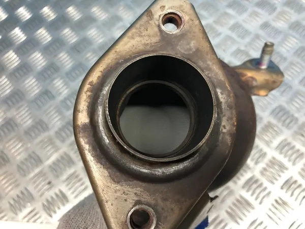 TOYOTA YARIS CROSS 1.5 HYBRID CATALYTIC CONVERTER DPF image 3