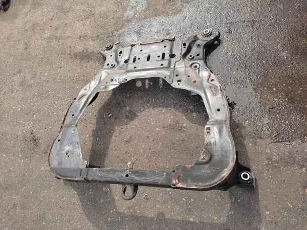 Sous-châssis avant Land Rover Discovery Sport HK725000A image 8