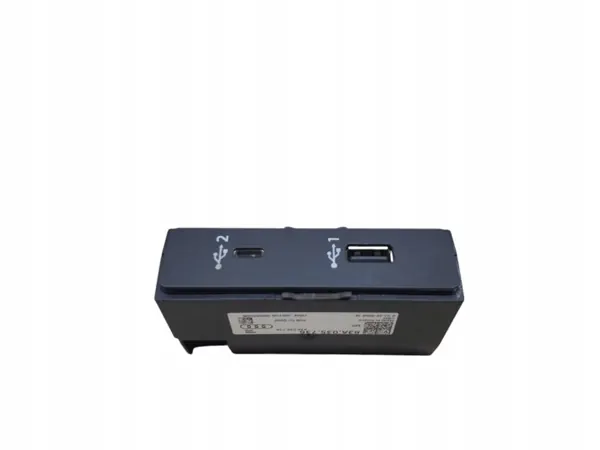 Audi Q3 83A Doble Puerto USB C + USB OEM 83A035736 image 2