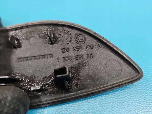 Tappo Lavacristalli Sinistro Skoda Octavia II 1Z0955109A image 4