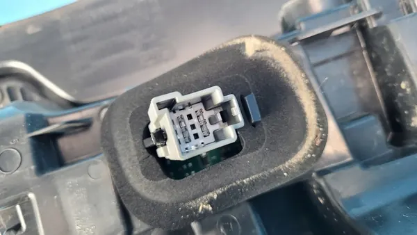 VOLVO XC90 II Luz Trasera Izquierda LED 32228826 image 9