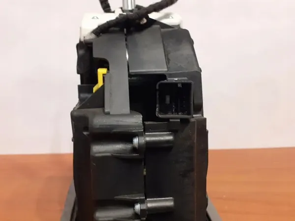 Skoda OE Växelspakslänk OEM 3Q0713085 - Begagnad image 6
