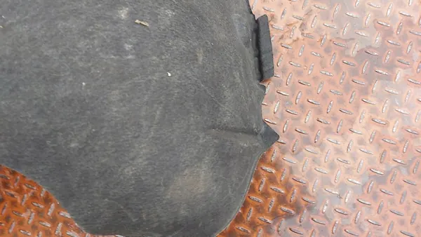 Right Rear Wheel Arch Skoda Octavia 04-13 OEM image 3