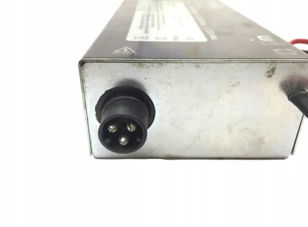 Alternador Volvo 1703-SXH2 - Peça OEM usada image 4