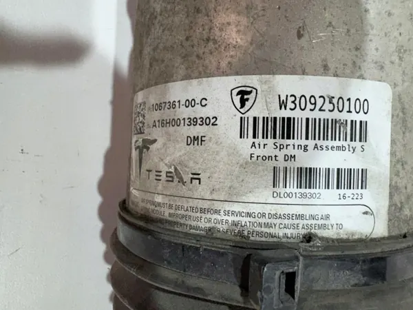 Tesla Luchtvering Demper OEM GRG1067361-00-C image 3