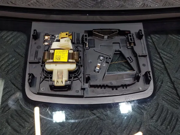 Pare-brise avant OEM SZYBA PRZOD PRZEDNIA CZOLOWA SENSOR image 3