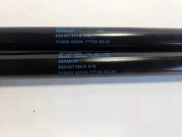 GOLF VII HB Baklucka Gasdämpare Set 5G6827550G image 2