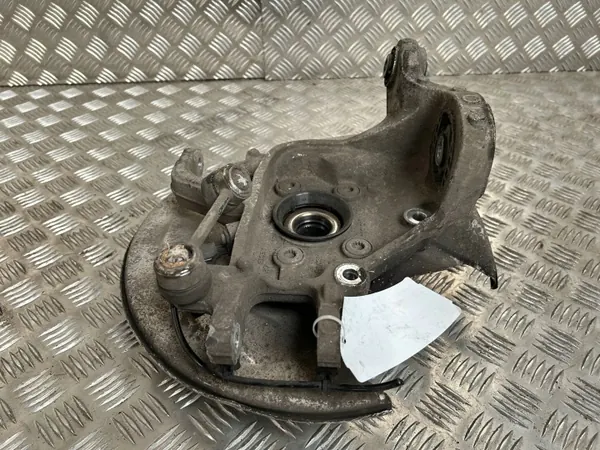 Volvo XC60 2018 Moyeu Roue Arrière OEM 31658320 image 3
