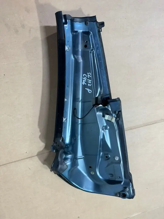Oikea taka katonpylväs OEM A2307900619 Mercedes SL R230 image 9