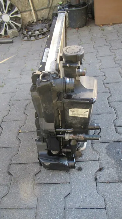 BMW Vattenkylare OE 1436242 image 3