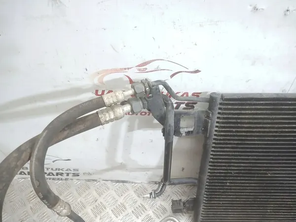 Ilmastointikondensaattori Audi A4 B5 8D0260401E image 3