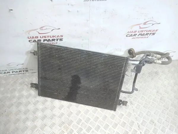 Ilmastointikondensaattori Audi A4 B5 8D0260401E image 5