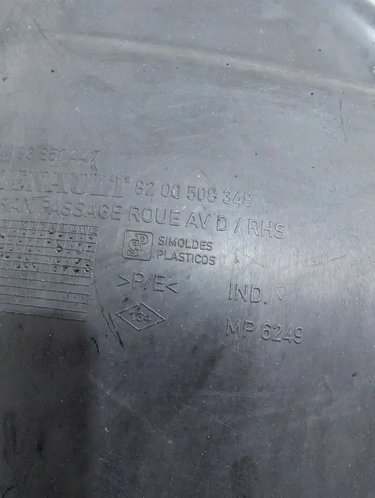 Front Right Wheel Arch Trafic Vivaro 2001-2014 OEM image 5