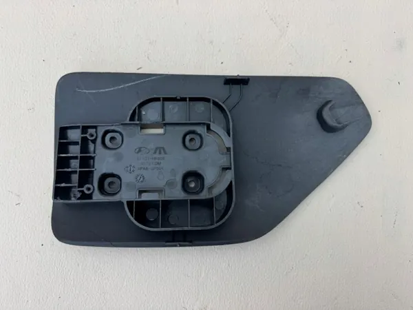 Soporte tapa carga Kona II EV Hyundai OEM 863C1-HF005 image 2