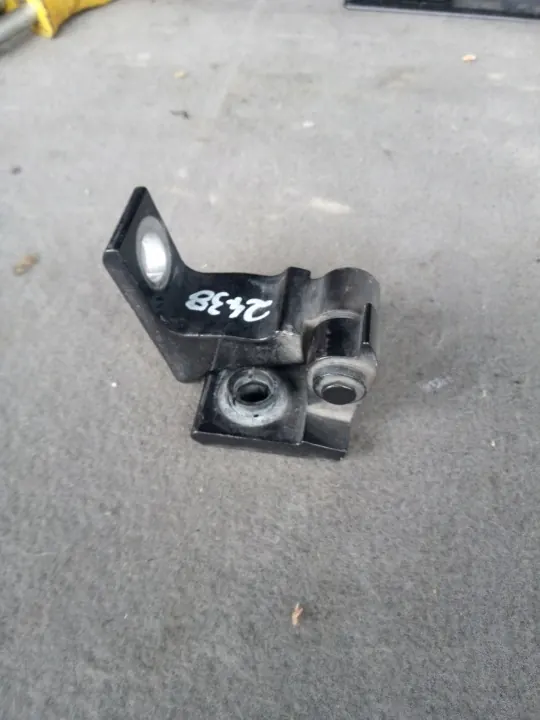 Audi SQ5 Q5 8R Lift 2016 Höger Bakdörrsgångjärn OEM 8K0831402B image 3