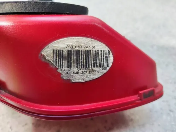 Lámpara trasera izquierda LED VW Passat B7 image 2