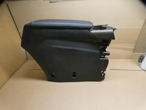 Accoudoir Citroen OE pour DS7 Crossback 2020 Console image 2