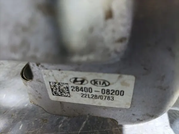 Kia EGR-Ventilkühler OEM 28400-08200 - Gebraucht image 6