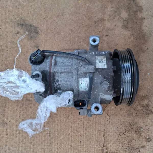 Compresseur HYUNDAI TUCSON III 15- KIA SPORTAGE 15- IV 2.0 CRDI image 4