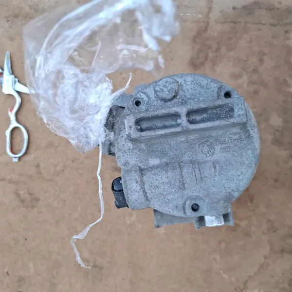 Compresseur HYUNDAI TUCSON III 15- KIA SPORTAGE 15- IV 2.0 CRDI image 8