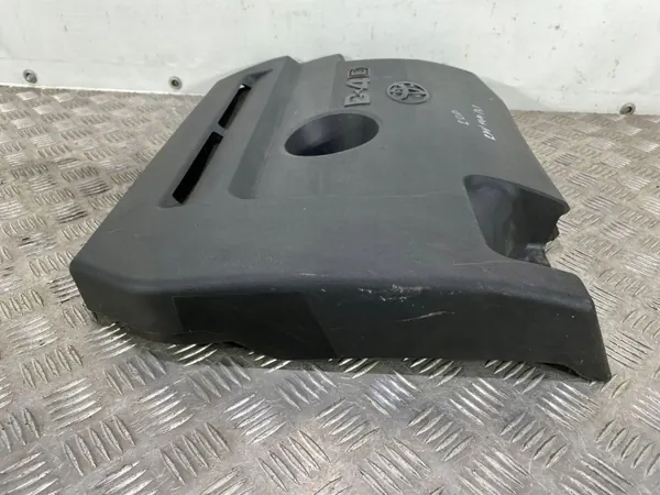 Toyota RAV4 moottorikansi OEM 5808092 - Käytetty image 5