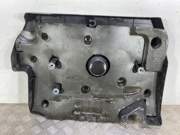 Toyota RAV4 moottorikansi OEM 5808092 - Käytetty image 6