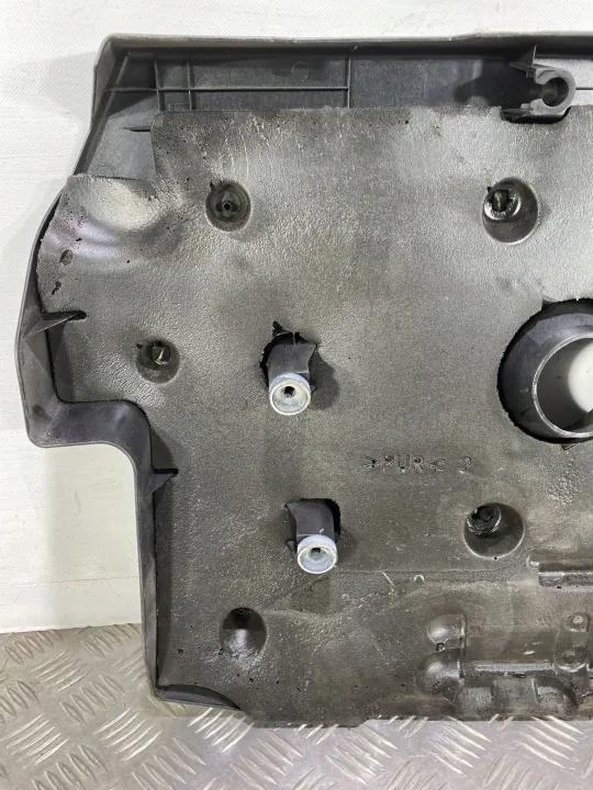 Toyota RAV4 moottorikansi OEM 5808092 - Käytetty image 7