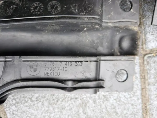 Joint de compartiment moteur BMW OEM 7419379-84 (4pcs) image 4