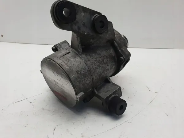 Vattenpump BMW 3 E90 E91 2011 OEM 11517586928 image 7